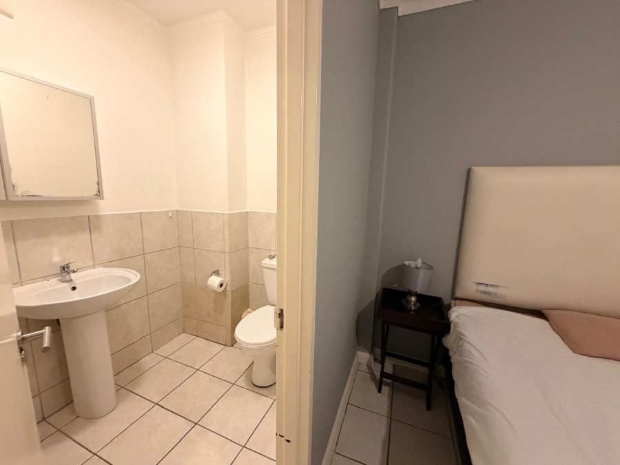 To Let 1 Bedroom Property for Rent in Cape Town City Centre Western Cape